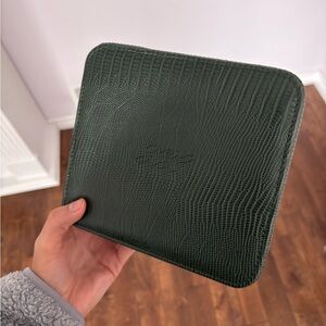 Never used Lexxola glasses case